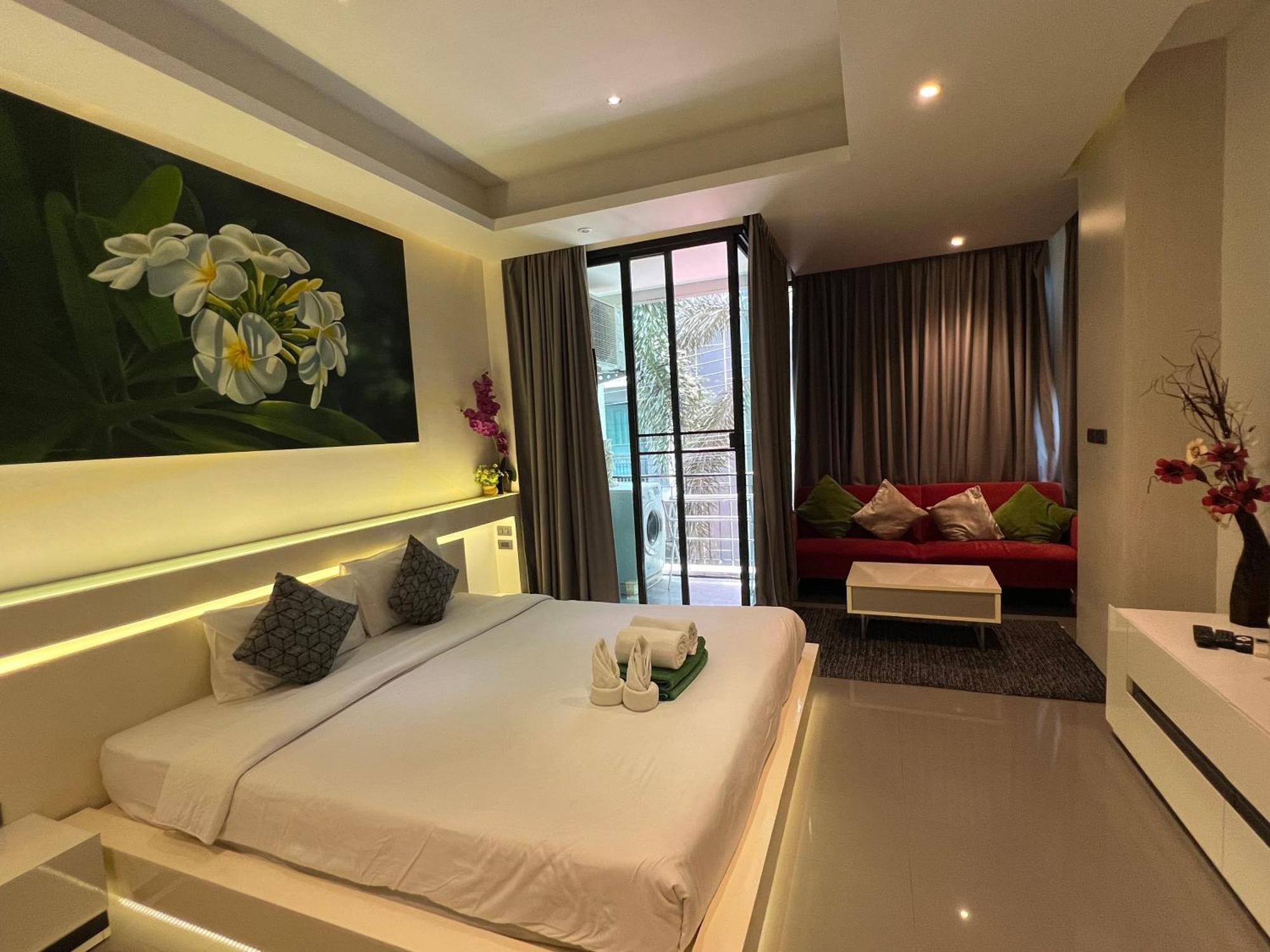 Naiharn Relife By Nataly Apartment Nai Harn Exterior foto