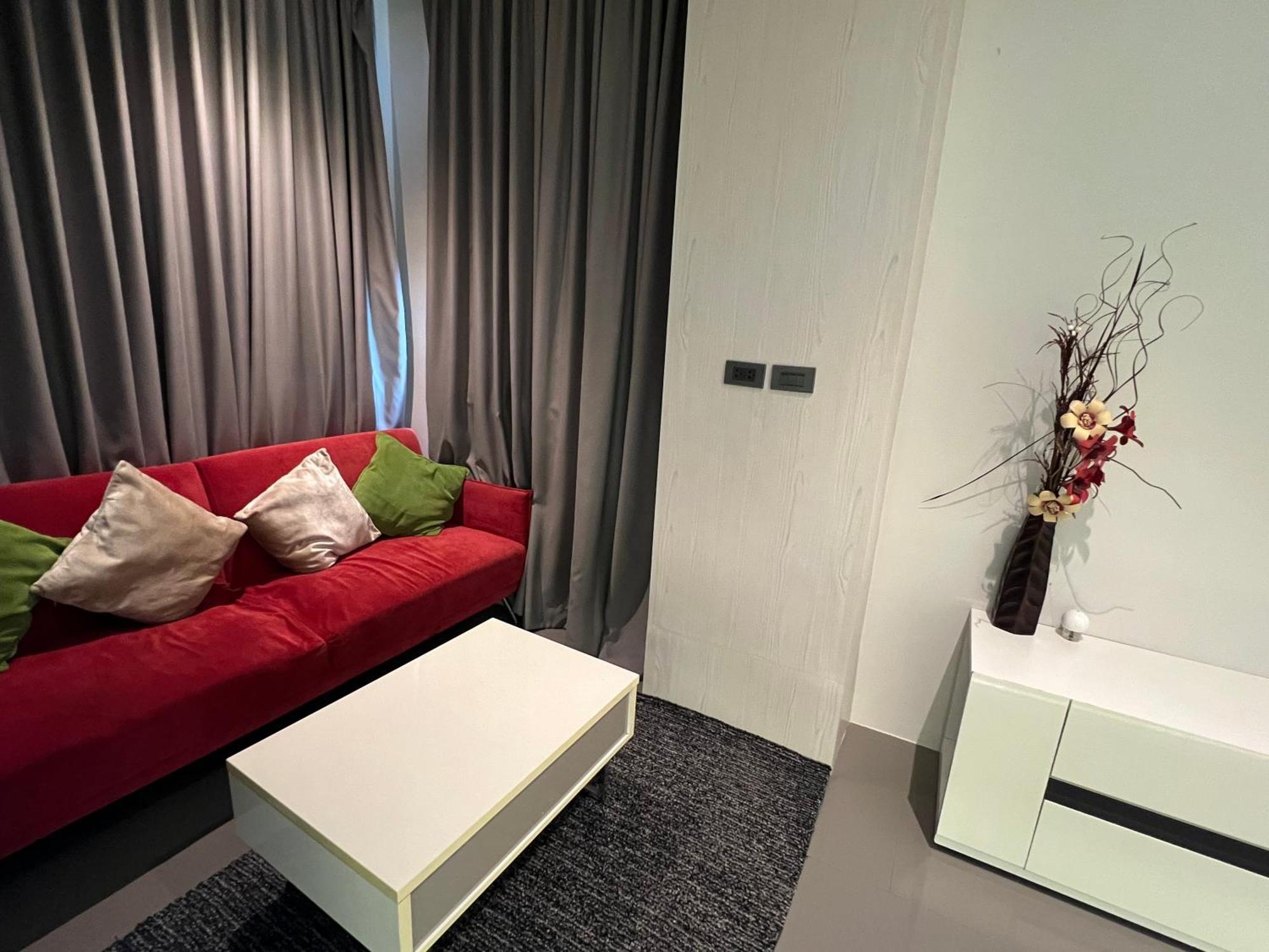 Naiharn Relife By Nataly Apartment Nai Harn Exterior foto